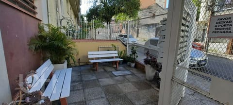 Image 17 - 273951